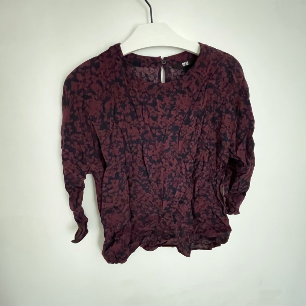 Uniqlo floral blouse 3/4 sleeve
